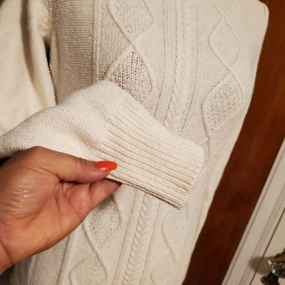 CABLE SWEATER - Picture 4 of 9